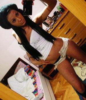 Kathryn, 30 from Pennsylvania | Older Men and Younger Women Dating