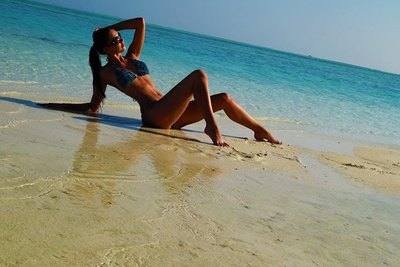 Azul, 20 in North Carolina | Younger Adult Woman, Older Men