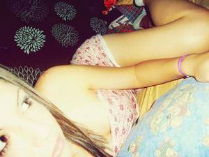 Anna, 28, Pennsylvania | Flirty Adult Profile for Older Men