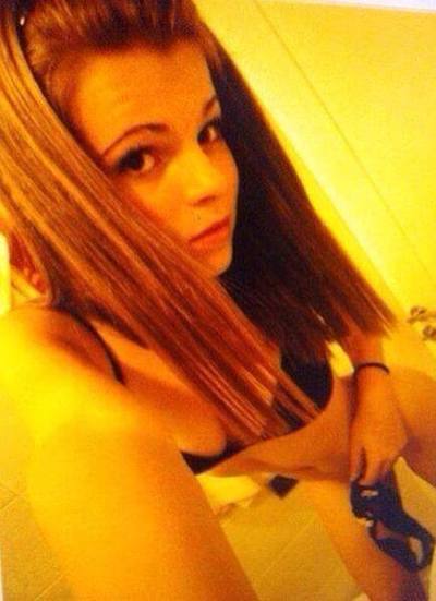 Carol, 23, Illinois | Flirty Adult Profile for Older Men