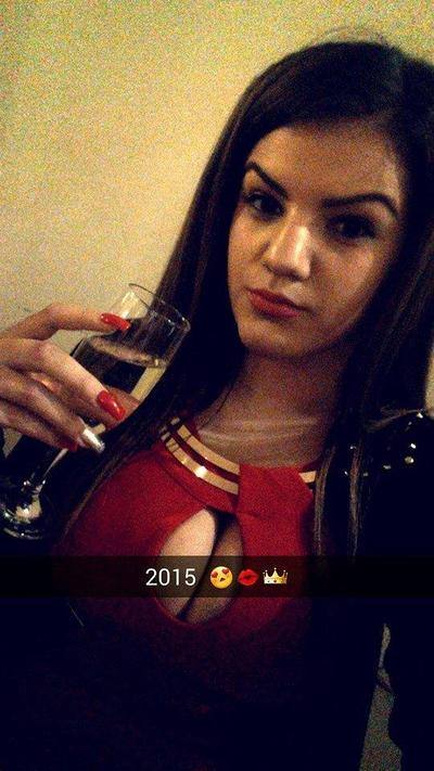 Becky (30) in Tennessee | Friends with Benefits