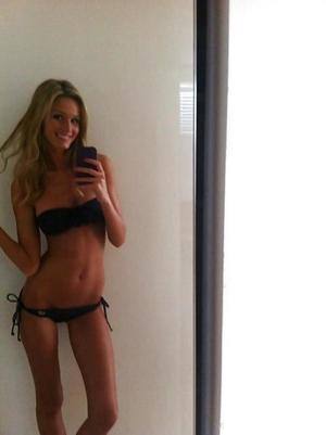 Chat with Mackenzie (20) | Ontario Casual Partners