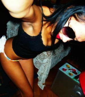 Ericka (18) in District Of Columbia | Friends with Benefits