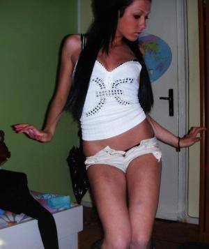 Destiny, 19, New York | Local FWB Dating Profile