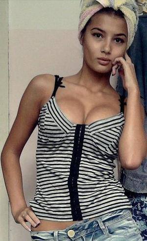 Nancy (24) in Quebec | Friends with Benefits