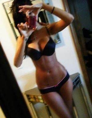 Samira (24), Norwich, CT adult dating profile image