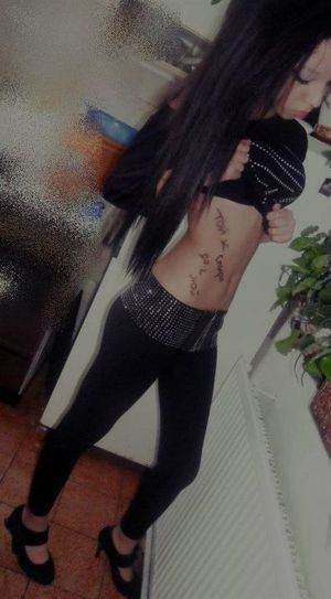 Dating profile image of Genesis, age 18, Nevada