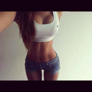 Bobbi (28) in Massachusetts | Friends with Benefits