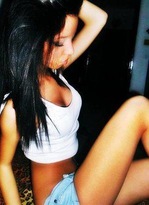 Chat with Sydnee (20) | Quebec Casual Partners