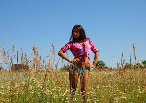 Meet Julie (27) from Alberta | FWB Casual Partner