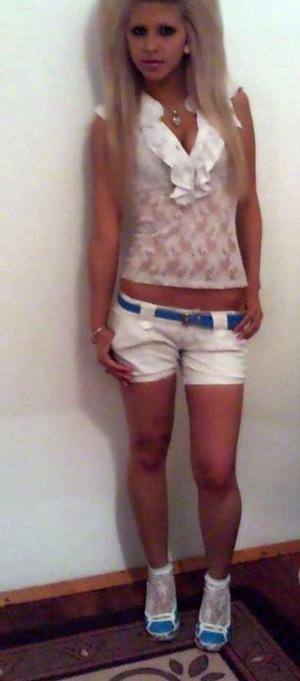 Dana, 24, casual dating profile photo in Garden Grove, CA