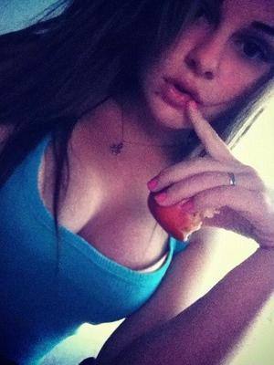 Yaretzi, 28, Alberta | Local FWB Dating Profile