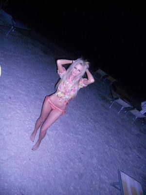 Photo of Fiona (22), adult profile in Lake Shore, MD