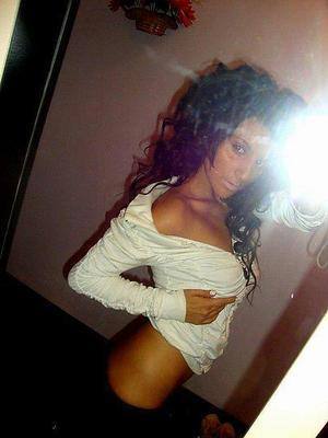 Malia, 24, Quebec | Local FWB Dating Profile