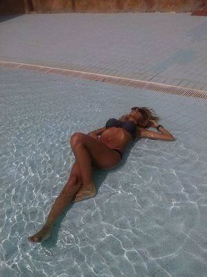 Shayla (23) in New York | Friends with Benefits