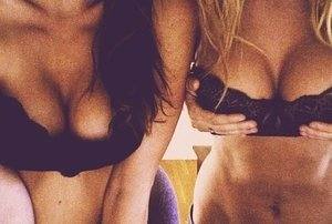 Azariah (23) in Indiana | Friends with Benefits