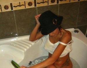 Micaela (25) in California | Friends with Benefits