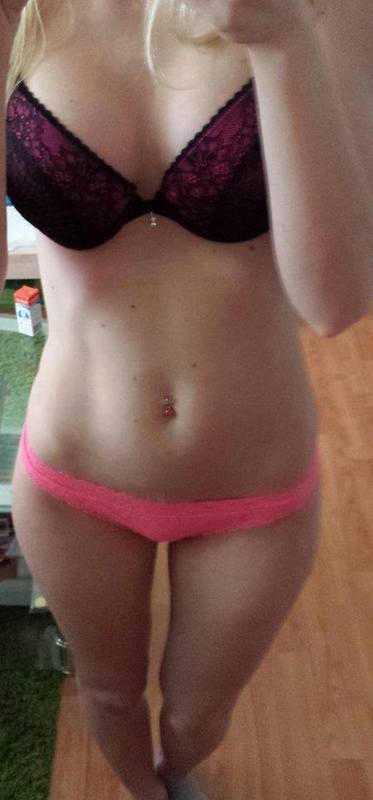 Kalyn (21) in Connecticut | Friends with Benefits