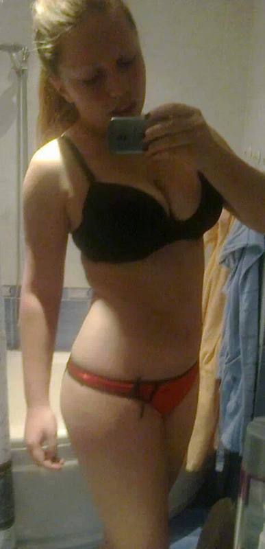 Chat with Tiana (26) | Quebec Casual Partners