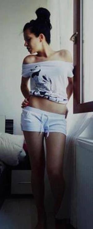 Kelli (30) in Kentucky | Friends with Benefits