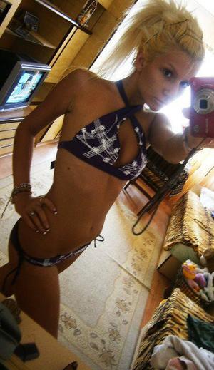 Meet local singles like Nayeli from Tennessee who want to fuck tonight