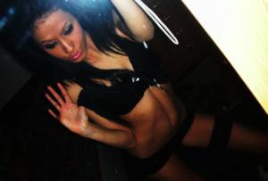 Mahalia from Mountain Home A F B, Idaho is looking for adult webcam chat