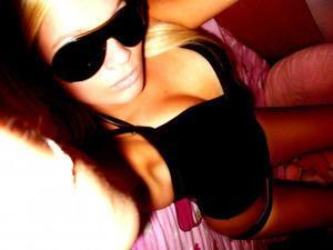 Looking for local cheaters? Take Autumn from Florida home with you