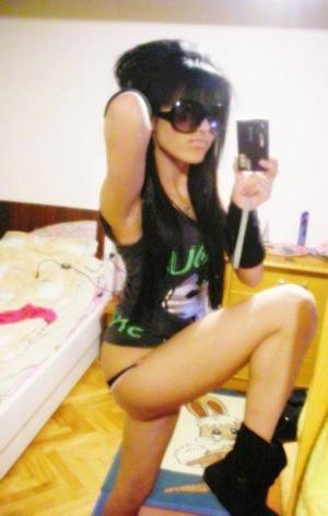 Looking for girls down to fuck? Diana from North Carolina is your girl