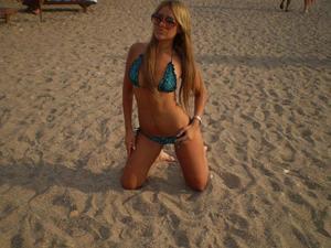 Cindy from Clinton, Oklahoma is looking for adult webcam chat