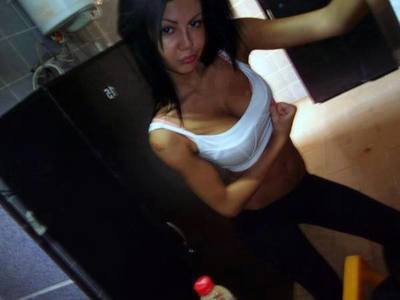 Meet local singles like Oleta from Maple Heights Lake Desire, Washington who want to fuck tonight