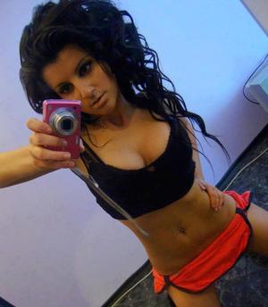 Meet local singles like Adelina from Minnesota who want to fuck tonight