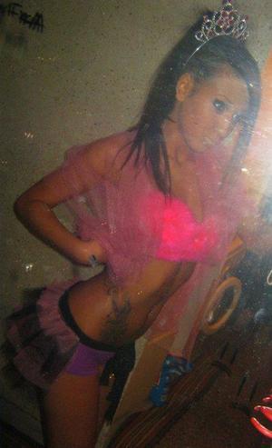 Mariana from Cordova, Alaska is looking for adult webcam chat