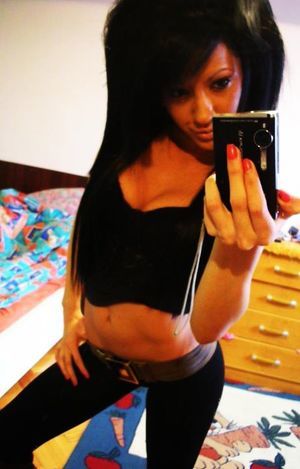 Meet local singles like Beatrice from Texas who want to fuck tonight