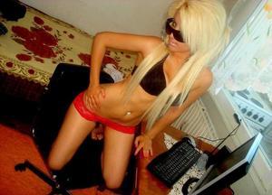 Alisha is a cheater looking for a guy like you!