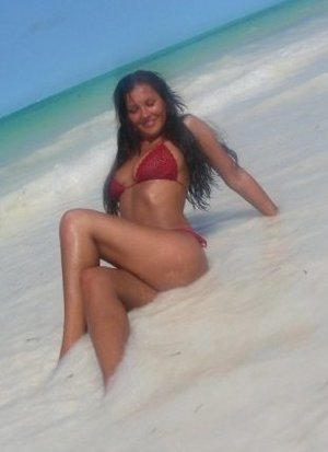 Cheaters like Noemi from Maryland are looking for you