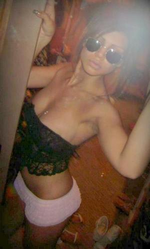 Escorts like Jocelyn are down to fuck you now!