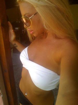Jessica from New York is looking for adult webcam chat