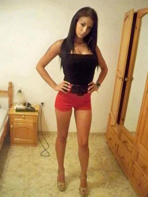 Carolyn from Washington is looking for adult webcam chat