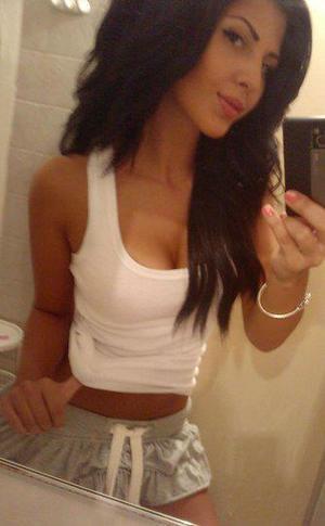 Livia from Alabama is the best local fuck buddy you can ever find