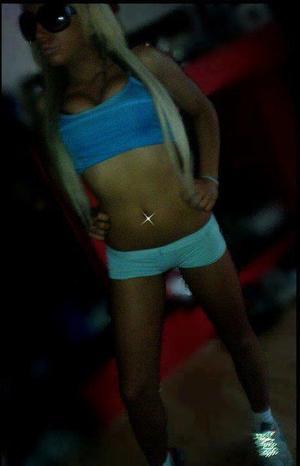Catalina from Texas is looking for adult webcam chat