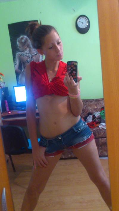 Gloria from New York is interested in nsa sex with a nice, young man