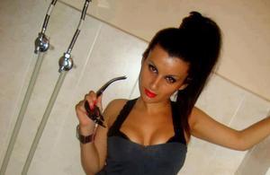 Meet local singles like Izabella from Ontario who want to fuck tonight