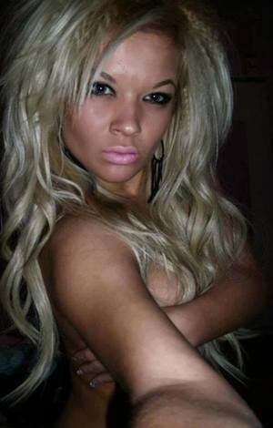 Lilliana from Glasco, Kansas is looking for adult webcam chat