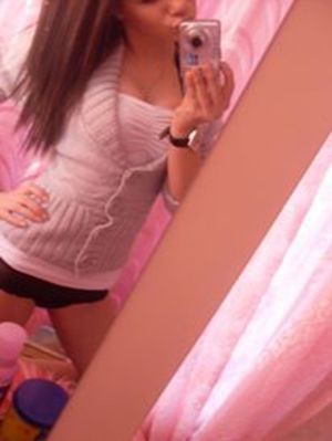Looking for local cheaters? Take Alexis from South Dakota home with you