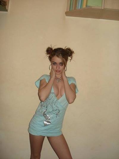 Taryn is a cheater looking for a guy like you!