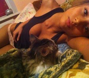 Calista from  is looking for adult webcam chat