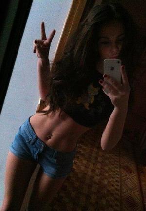 Emerald is a cheater looking for a guy like you!
