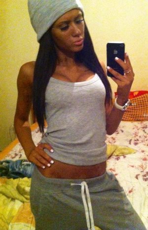 Kimberlee from California is looking for adult webcam chat