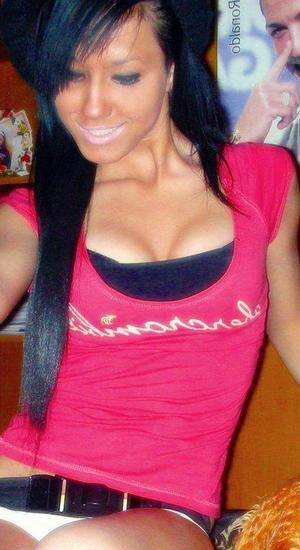 Looking for girls down to fuck? Alana from Illinois is your girl