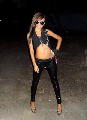 Kaylah from California is looking for adult webcam chat